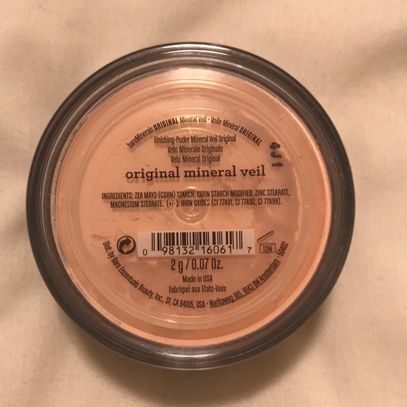 BareMinerals Mineral Veil - Picture 4 of 4